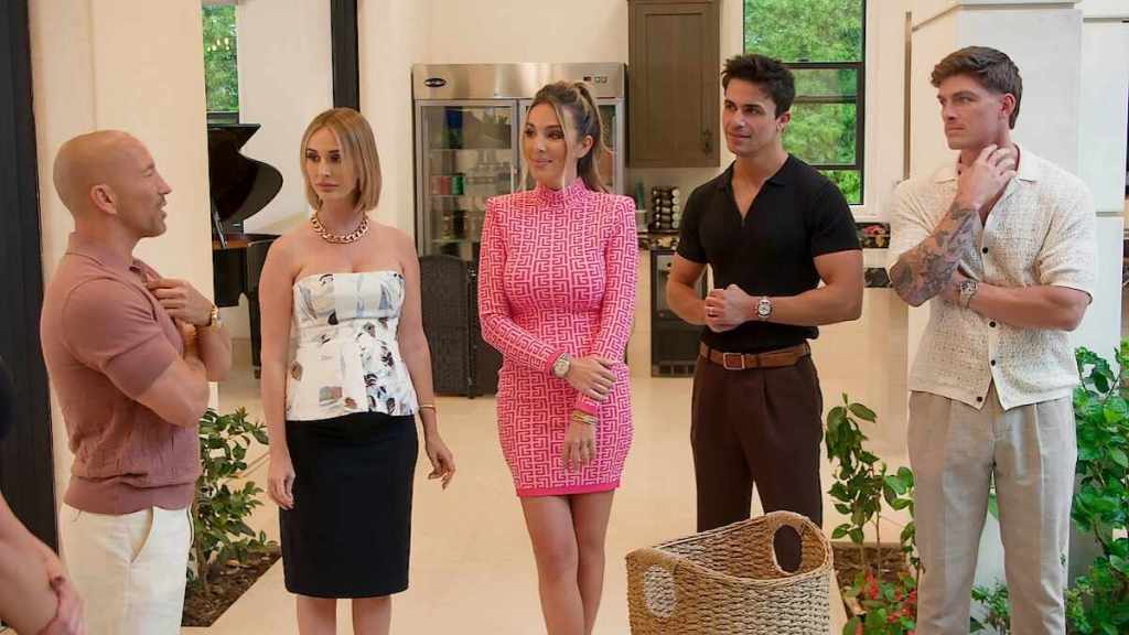 Selling the OC’s Polly on Romance Prospects With Luke After Season 4