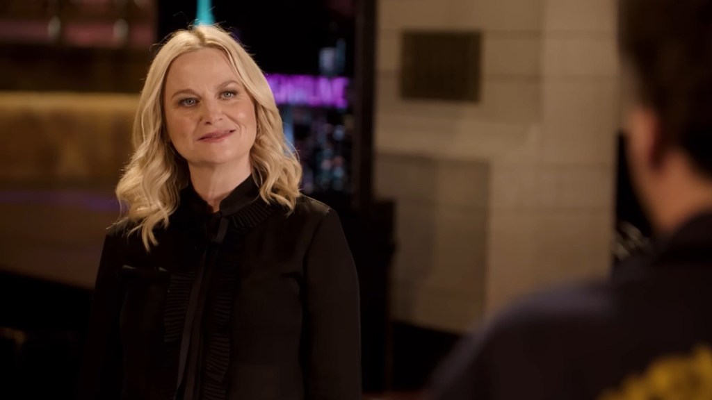 Amy Poehler on her Scary SNL Experience With a 'Formidable' Chimpanzee
