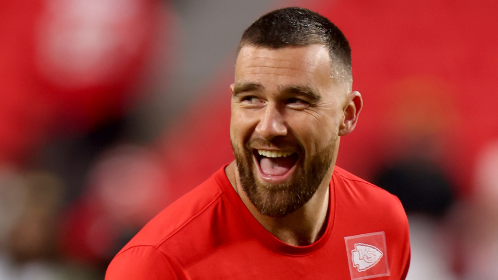 Travis Kelce on Bills Fans 'Talking All the S***' Amid Injury