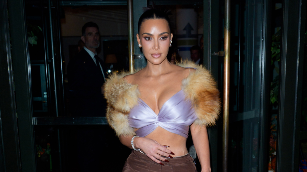 Kim Kardashian Gets Messi’s Jersey, Fans Joke ‘Ronaldo Was Found Crying'