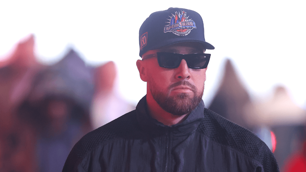 Travis Kelce Trolled Over His Pre-Game Outfit