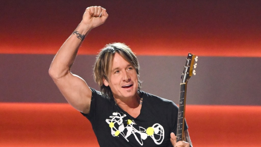 Keith Urban Performs at CMA Amid Nicole Kidman Split