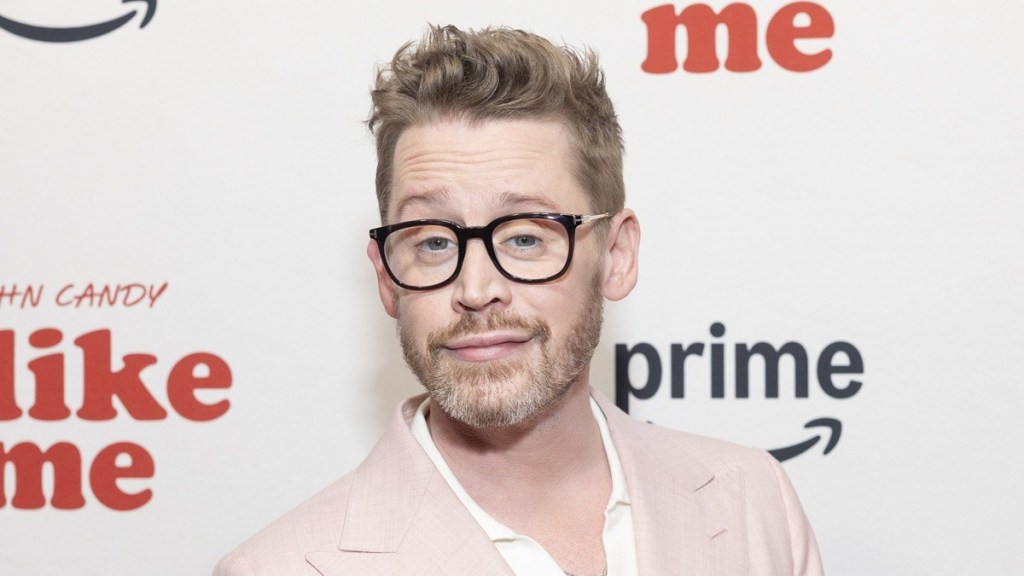 Macaulay Culkin Stars in New Home Alone-Themed Ad