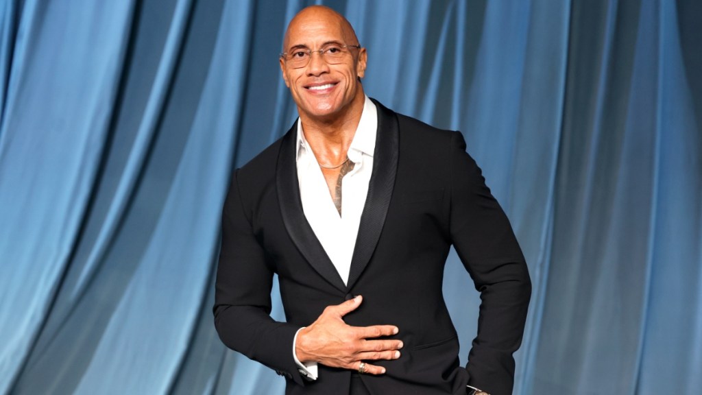 Dwayne Johnson Shows off His Ninja Agility To Catch a Fly