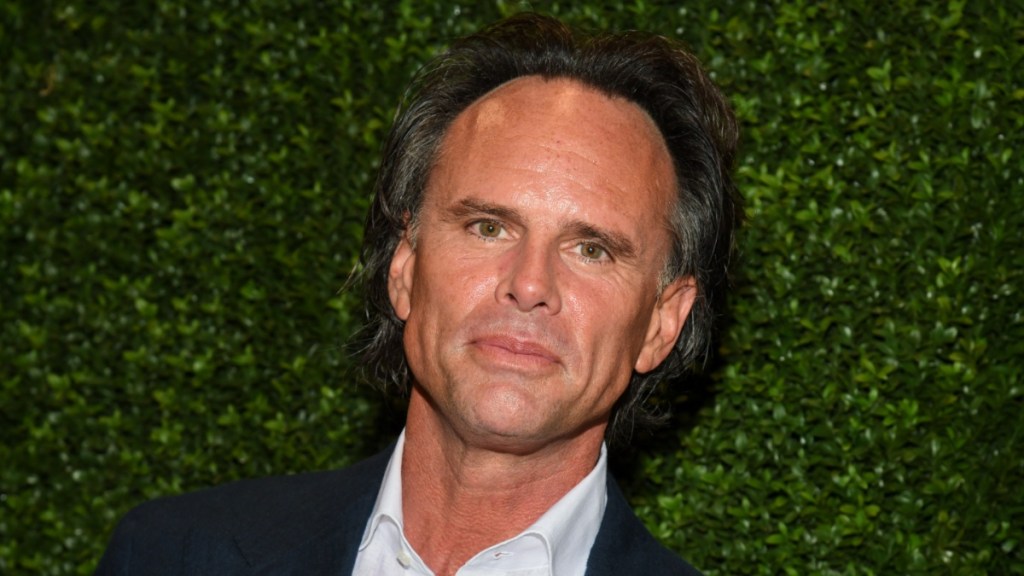 Walton Goggins Insisted on Being Nude on GQ Magazine — Source