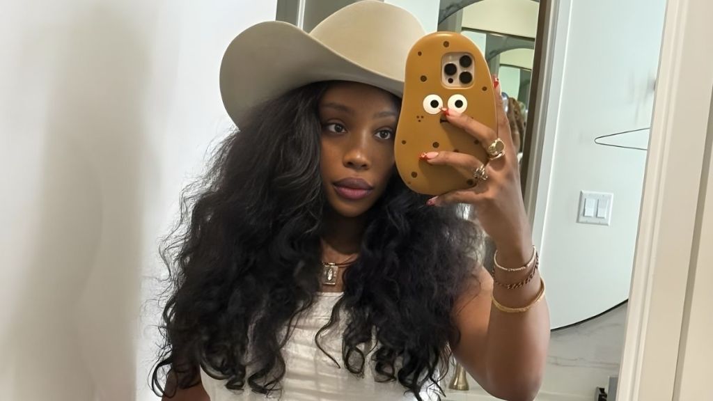 SZA Gets 'Arrested for Being Too Hot' in New Video