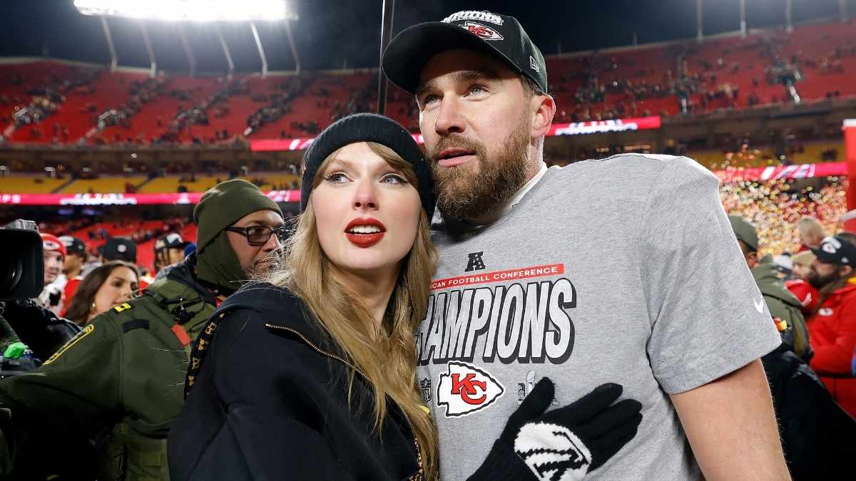 Travis Kelce Avoids Talking About Taylor Swift or Private Life - Mandatory