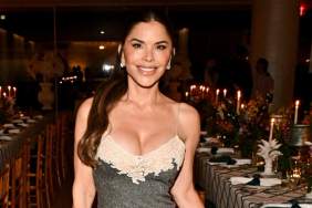 Lauren Sanchez's Minidress Elevates Flirty Lace in Photos