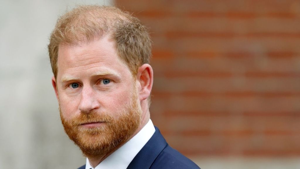Prince Harry's Body Language in Theatre Video Unpacked by Expert