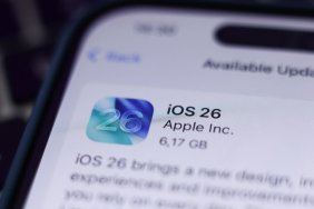 iOS 26.2 Beta 2: Liquid Glass, Games, Carplay & More