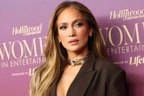 Jennifer Lopez Ditches Makeup in Latest Photos