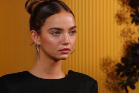 Inka Williams Cuddling With Cat in Bikini Will Stop You Mid-Scroll