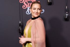 Kate Hudson's Family Teases Her About Wearing 'Inappropriate' Dress
