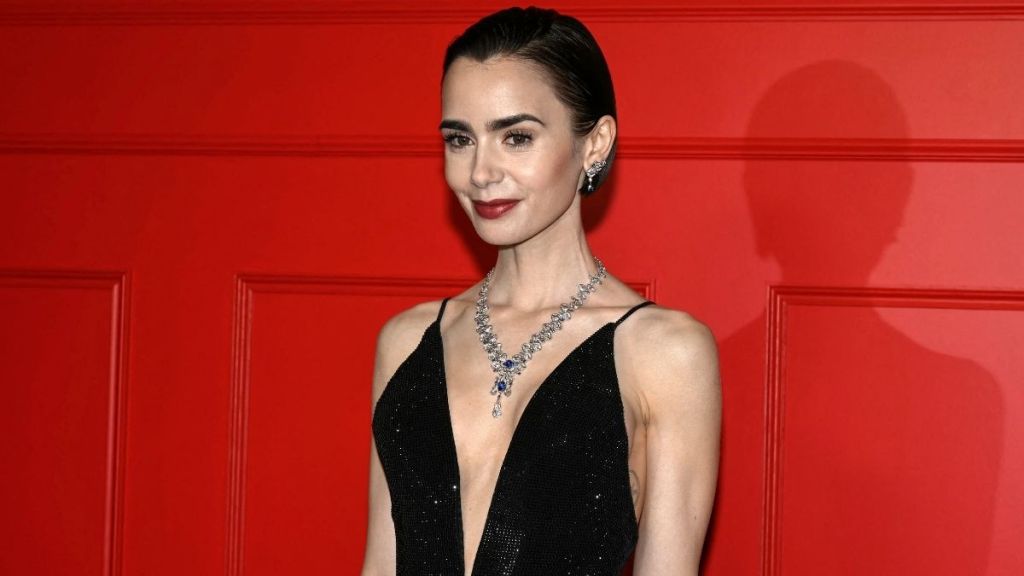 Lily Collins Discusses ‘Struggle’ as New Mom & Working Actor