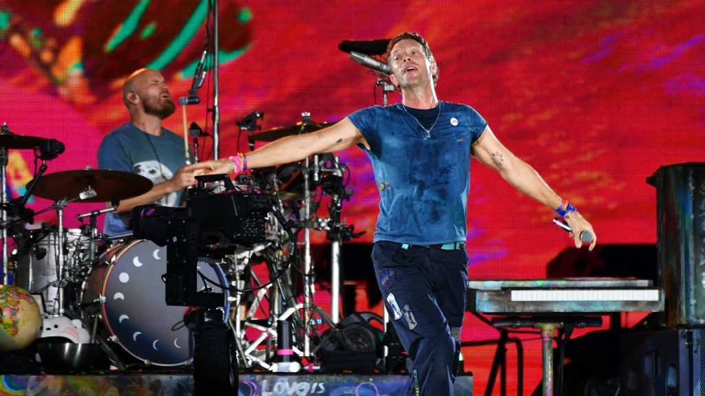 Coldplay Kisscam HR Was 'Pumped' To Introduce Andy Bryon As Crush