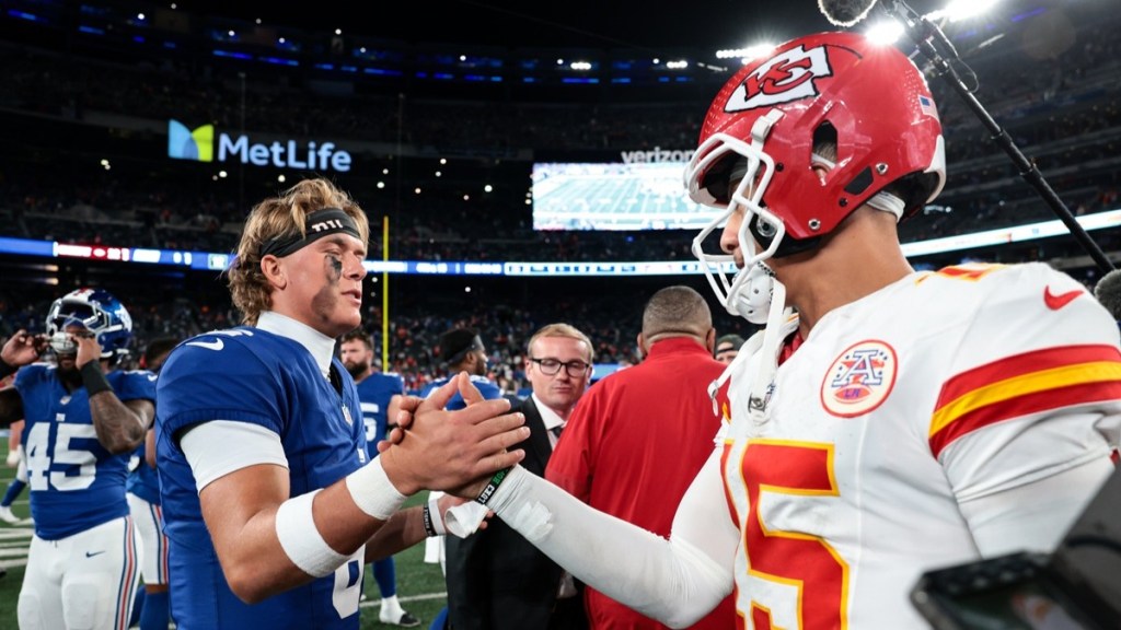 Jaxson Dart Says He’s Like Patrick Mahomes, Defends Playing Style