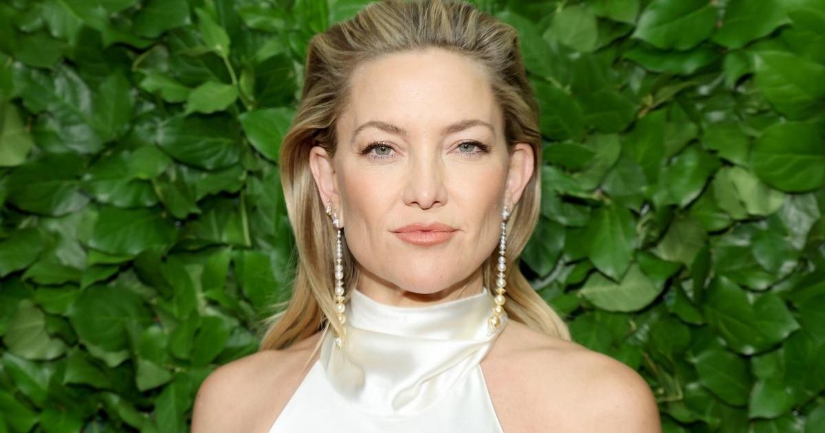 Kate Hudson Wearing Backless Slip Dress Will Make Your Day - Mandatory