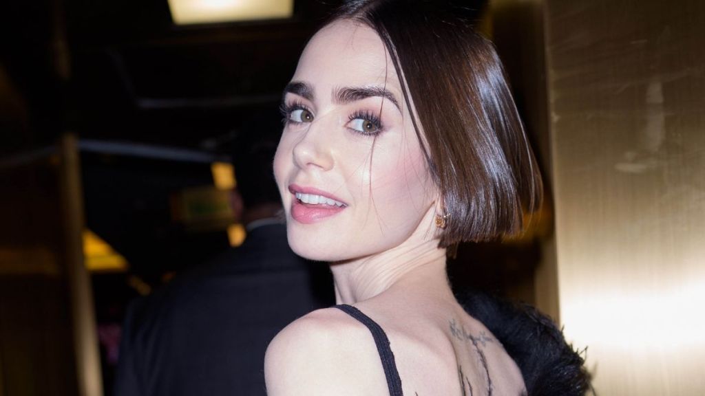 Lily Collins Has Fans Speechless in Strapless Dress