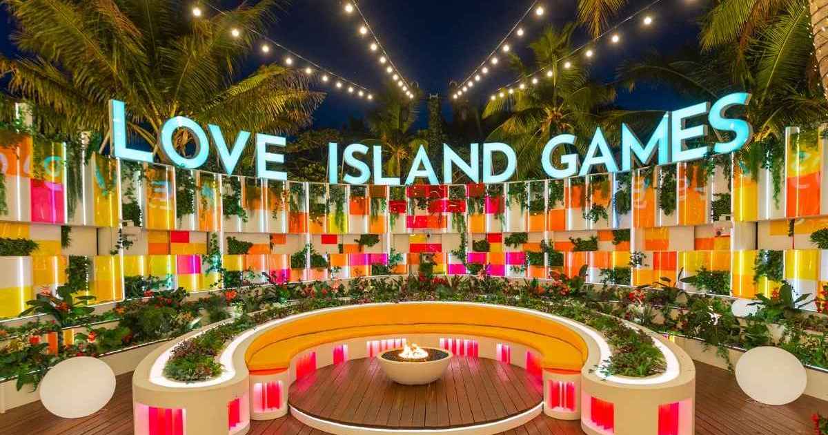 This ‘Love Island’ Project Swaps People for Lizards