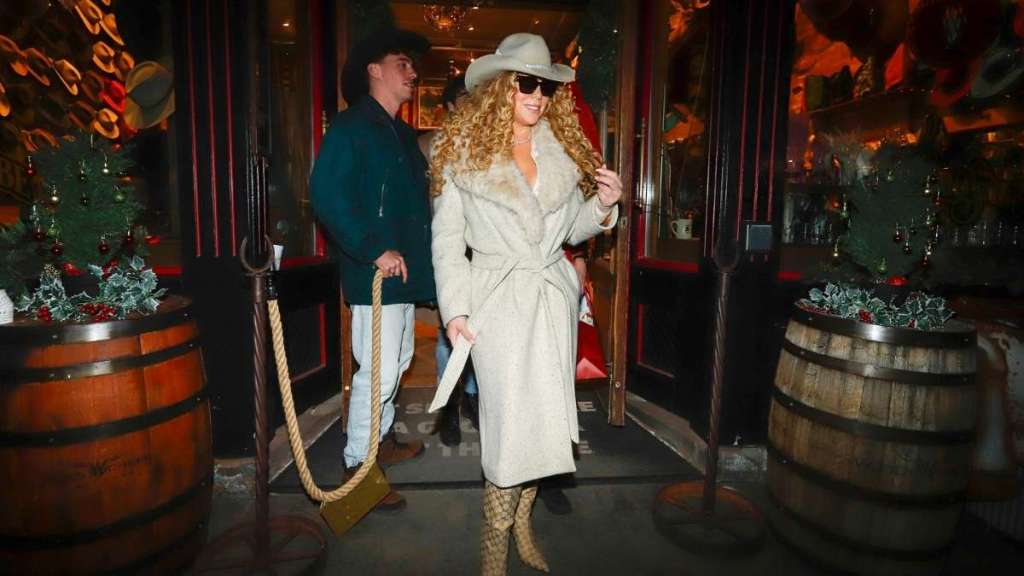 Mariah Carey Awarded $92,000 in Legal Fees, Report Says