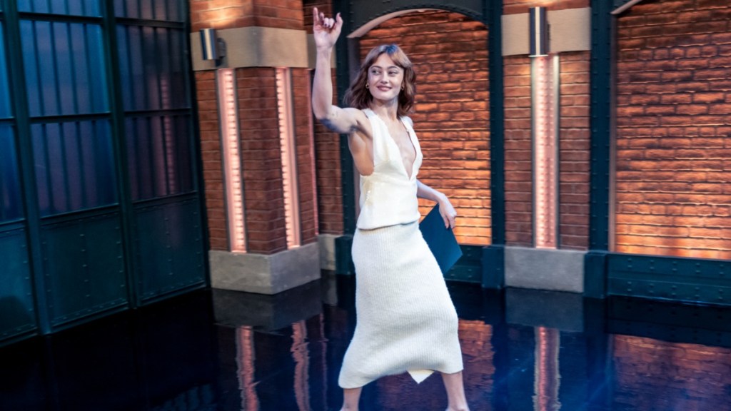 Ella Purnell's Fit Is Not for the Faint-Hearted