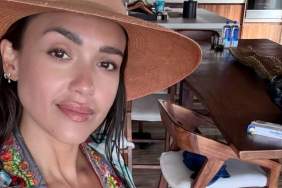 Jessica Alba's Selfie in Bikini Will Make You Look Twice