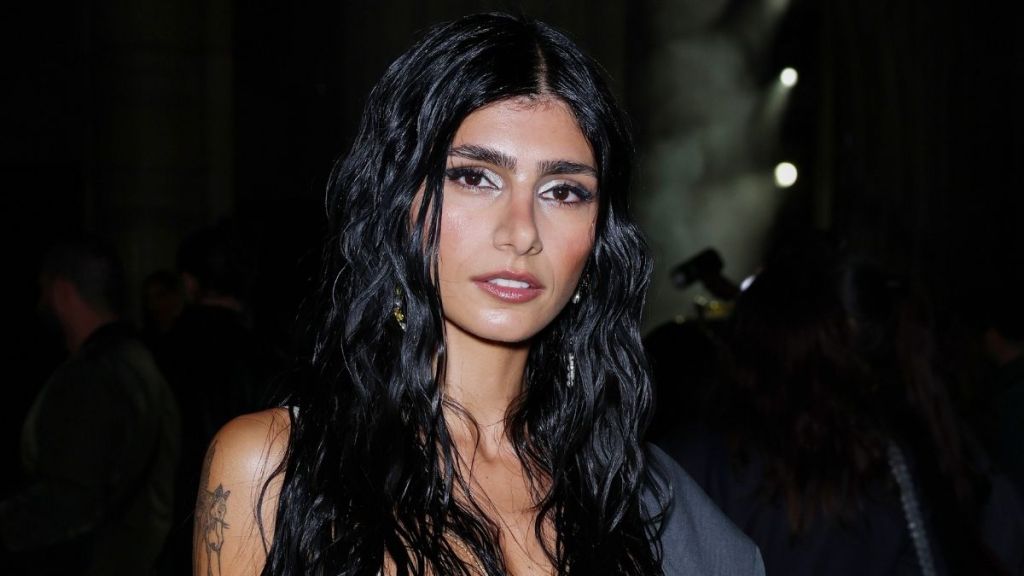 Mia Khalifa’s Bikini Look Has Fans Saying ‘Hot’
