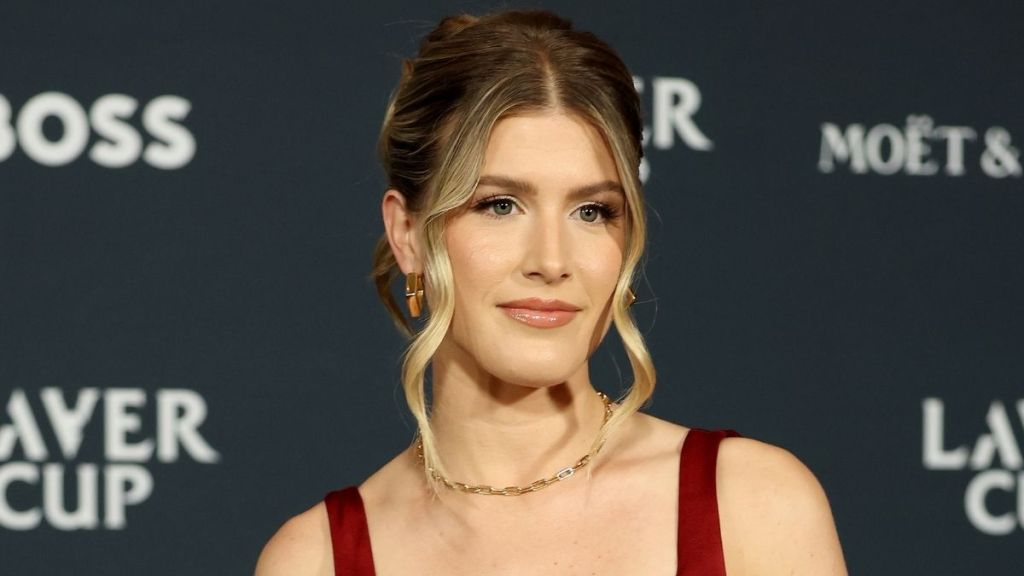 Ex-Tennis Player Genie Bouchard Wearing String Bikini Is Must See