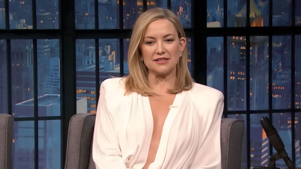 Kate Hudson & Seth Meyers Make Solid Plans To Go Day Drinking