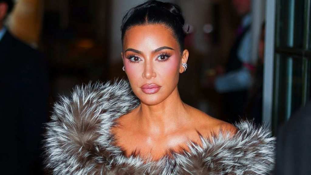 Man of Steel Director Obsesses Over Kim Kardashian’s Fortnite Skin