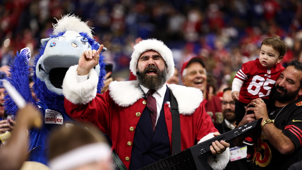Jason Kelce Is Winning the Holidays With His New ‘Side Quest’ as Santa