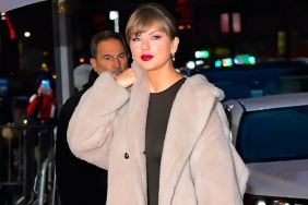 Taylor Swift’s Long Legs in Tiny Mini Skirt Are Breaking the Internet