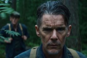 New Ethan Hawke & Russell Crowe Movie Debuts With Incredible RT Score
