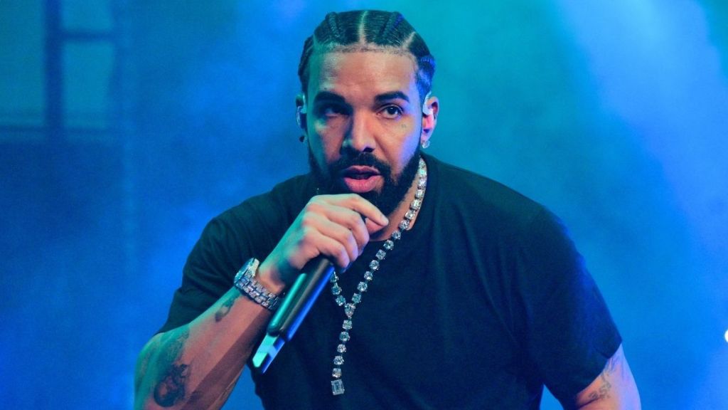 Drake Donates $150K to YouTuber Running for Charity