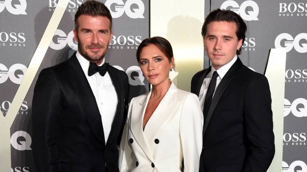 Victoria & David Beckham 'Relentless' in Separating Brooklyn & Wife — Source