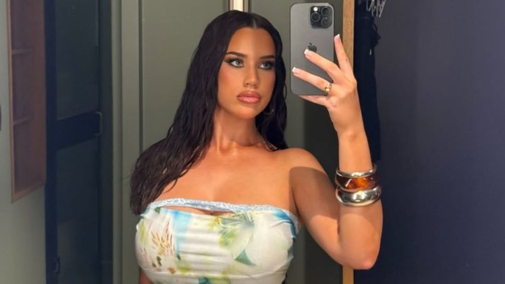 Gabby McCarthy Wows in Pink Bikini Look