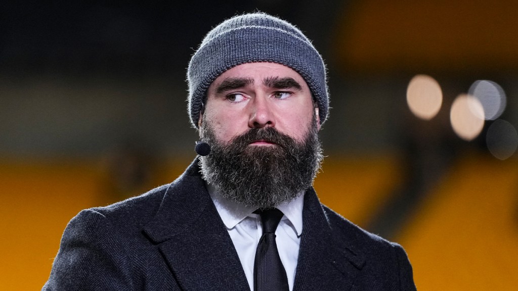 Jason Kelce To Put Basketball Dunking Skills to the Test