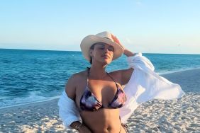 Sports Star Joy Taylor Wearing Bikini Will Make You Look Twice