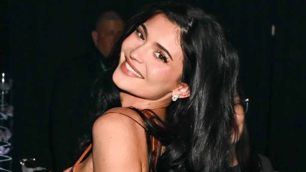 Kylie Jenner bra Alo