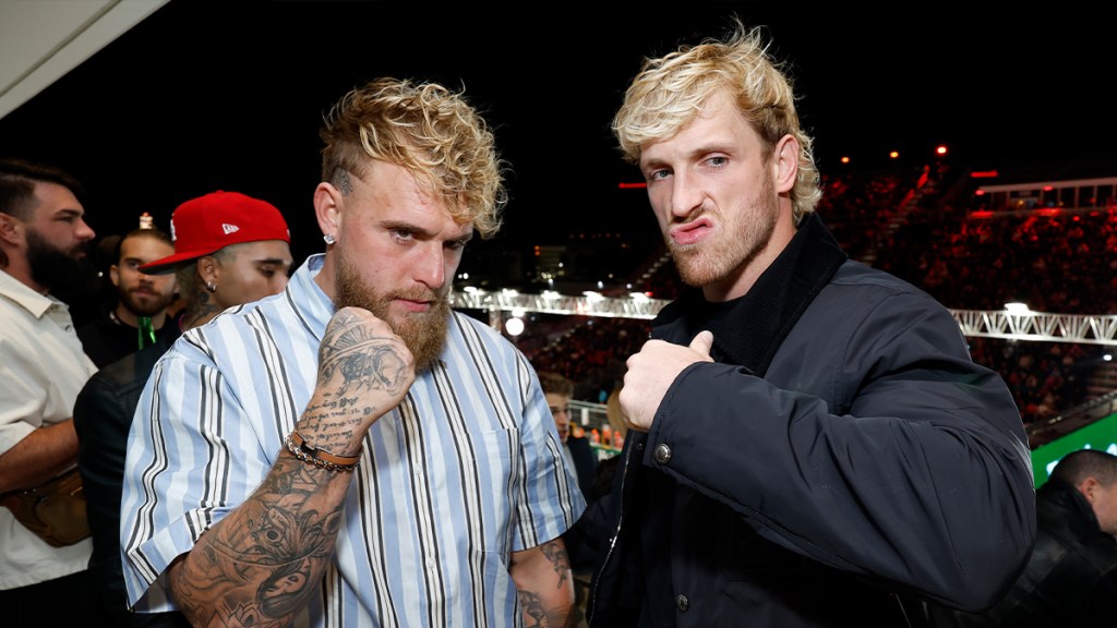 Jake & Logan Paul’s Mom Wants Them To Quit Boxing & WWE