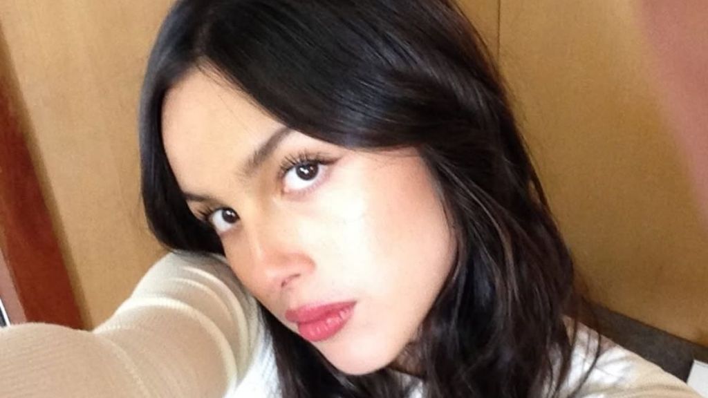 Olivia Rodrigo Dazzles in Bejeweled Mini-Dress