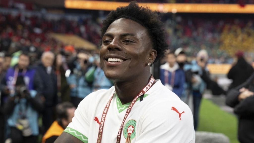 IShowSpeed Praised After Gifting New iPhone To Blind Fan