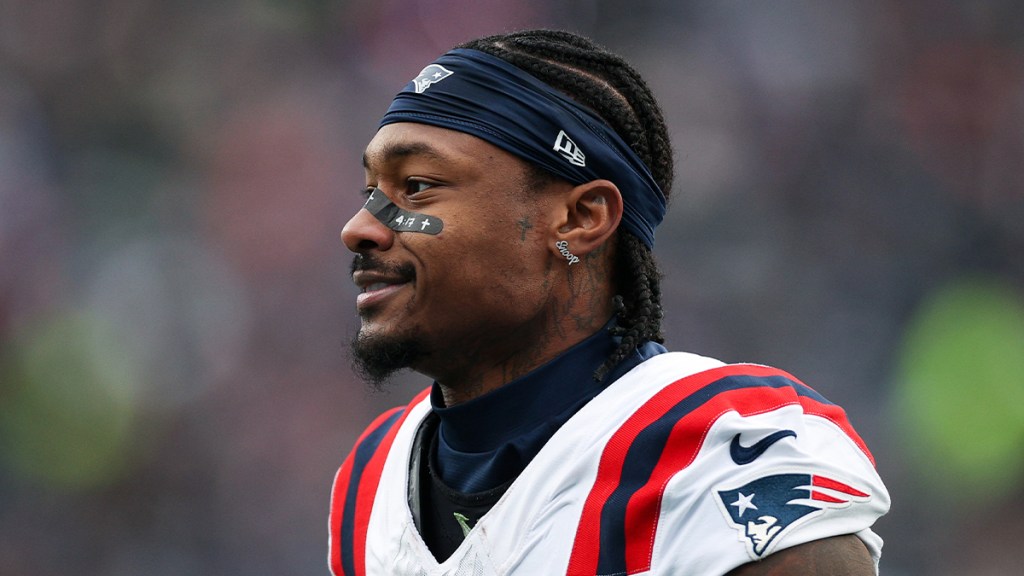 Streamer Calls Out Stefon Diggs for Being ‘Too F***ing Horny'