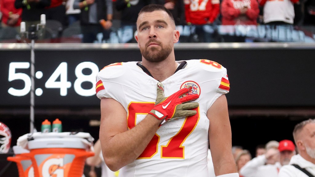 Travis Kelce Looks Unrecognisable in 2016 Throwback Trend Photos