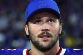 Bills' Josh Allen Cries After Loss: 'I Let My Teammates Down'