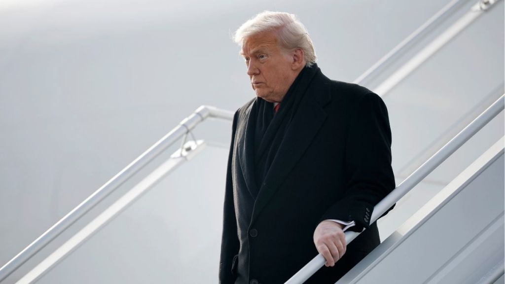 How Donald Trump Reacted to President Macron’s Aviator Sunglasses