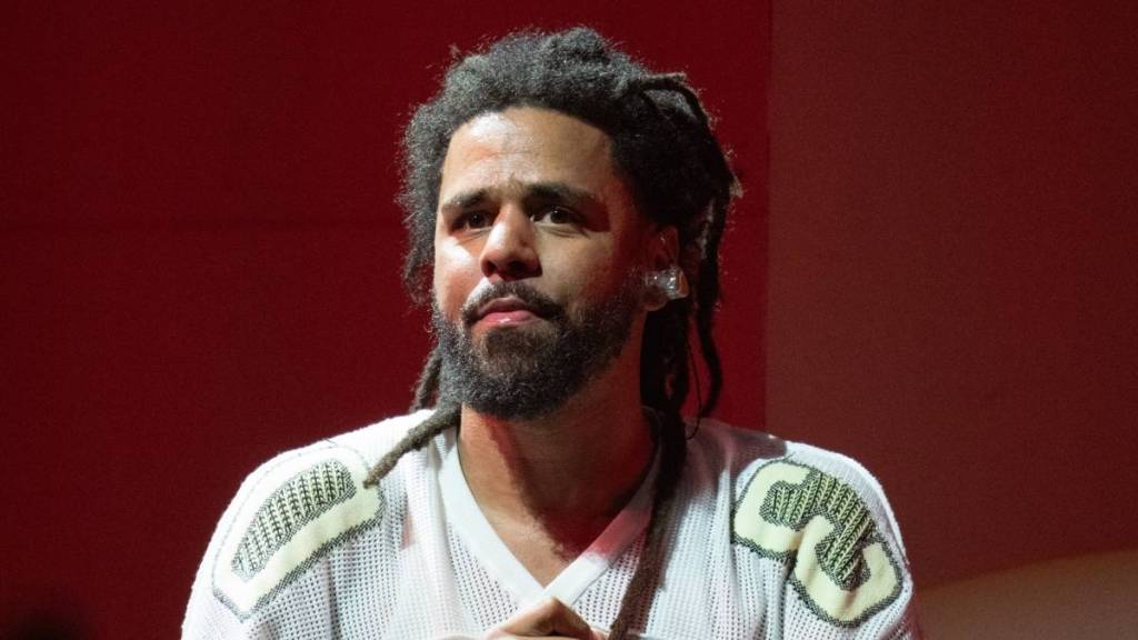 J. Cole Tackles Kendrick Lamar Apology in New Freestyle
