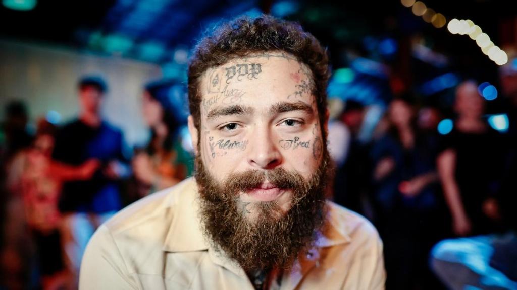 Post Malone’s Backflip Attempt on Stream Gone Wrong