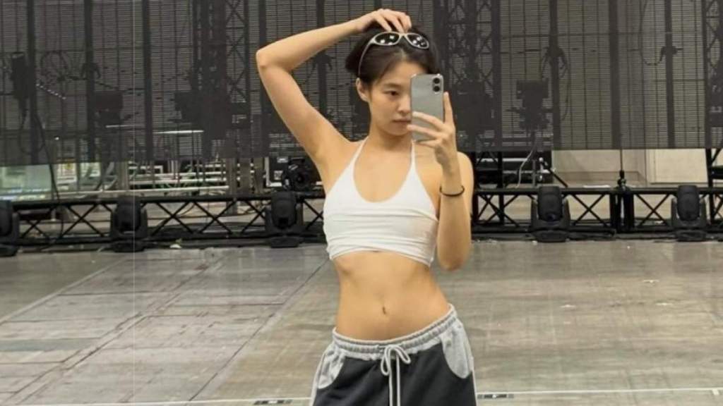 Blackpink Jennie's Bikini Look Will Leave You Distracted