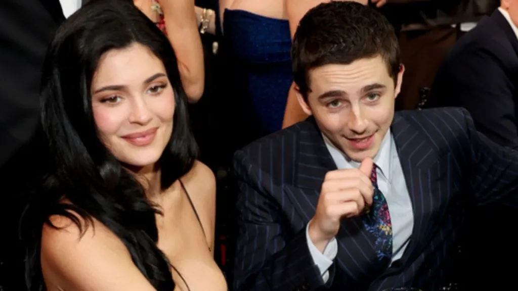 Video: Kylie Jenner & Timothee Chalamet's PDA Extends Backstage